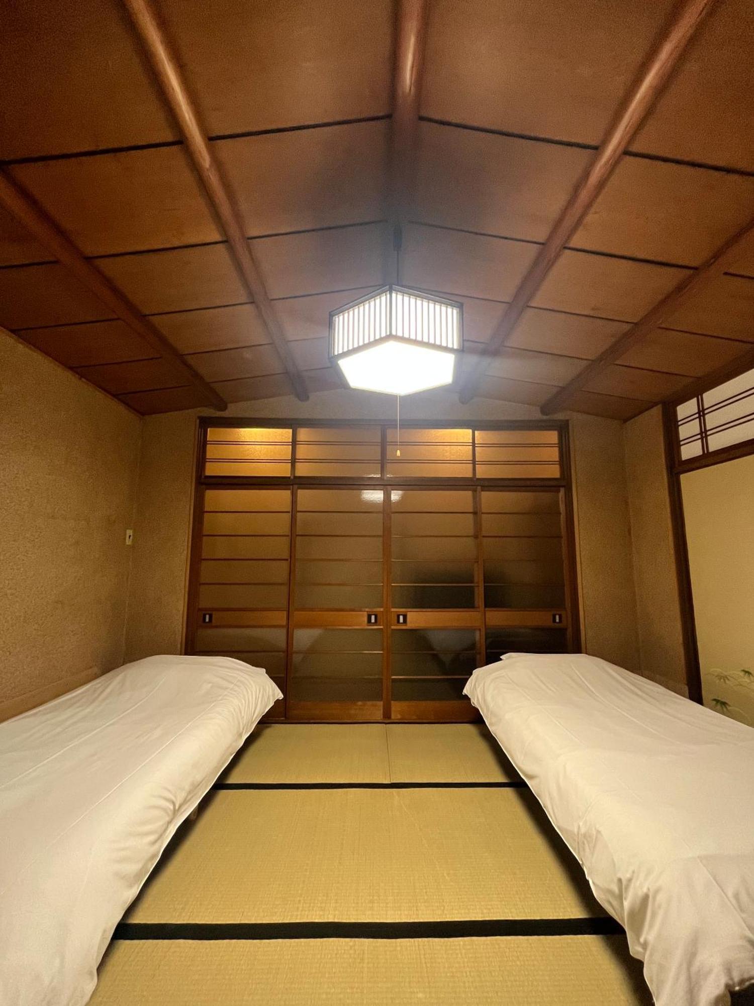 Namba Traditional Japanese House Apartment Ōsaka